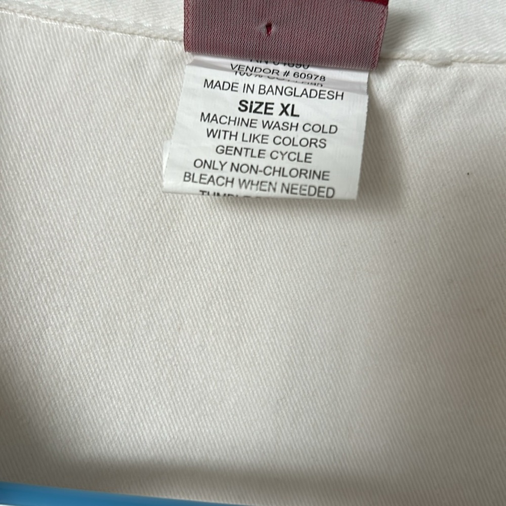 White Utility Jacket With Lightweight Fabric And … - image 7